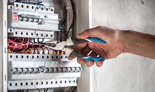 Expert Electricians in Redmond